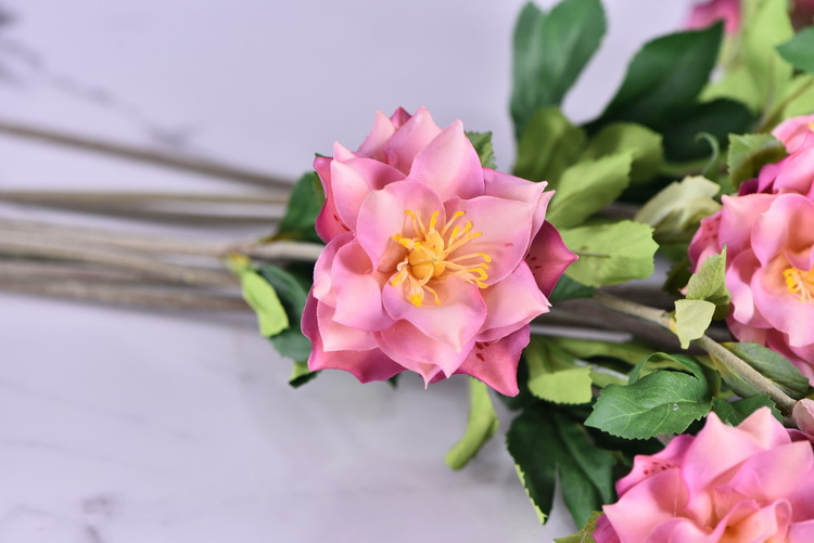 Dongli Flower Industry Factory directly sells artificial roses, ice mountain roses, home furnishings, hotels, shopping malls, wedding decorations, artificial flower bouquets, and high-end ornaments pic 16