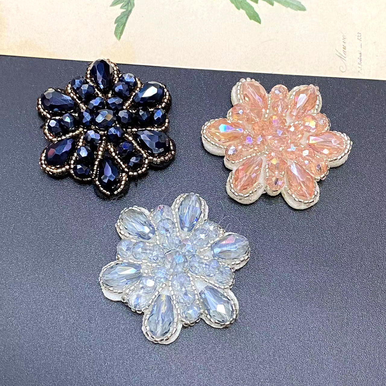 手工水晶花发饰鞋子帽子服饰配件辅料发夹发箍配件厂家直销批 发详情5