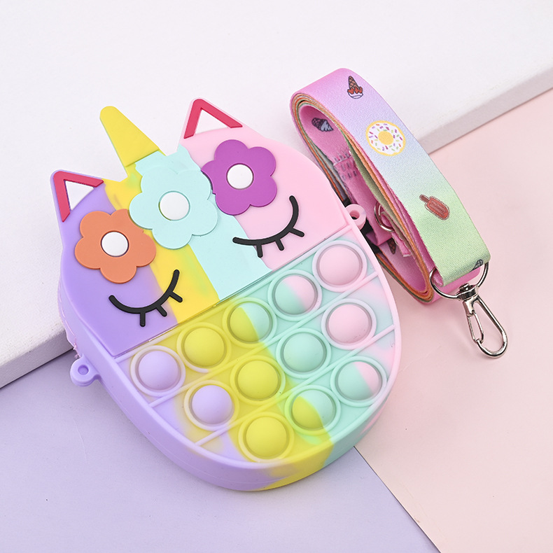 Cross-border new rat-extermination pioneer coin purse Cartoon Unicorn single-shoulder diagonal silicone bag decompression silicone coin purse pic 7