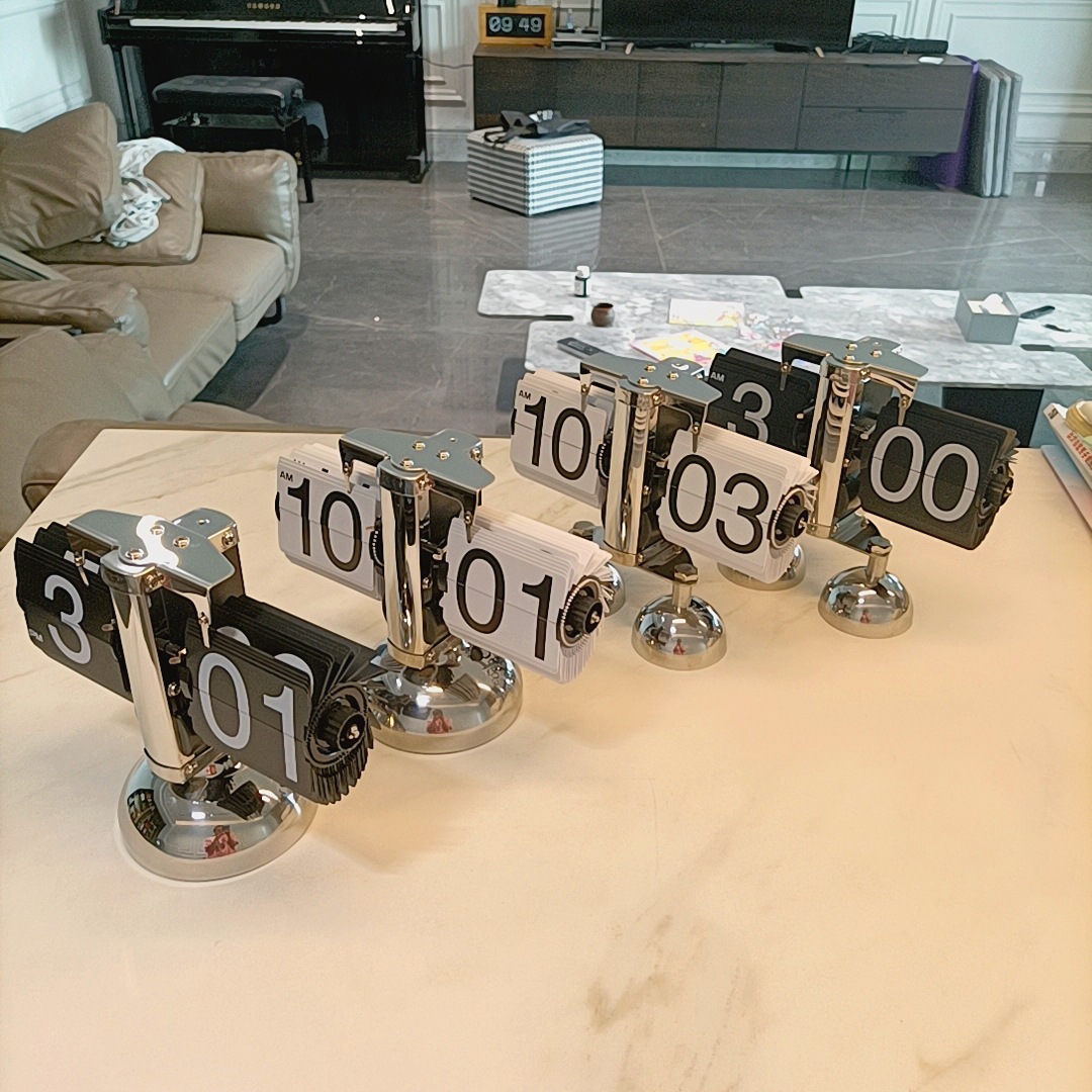 Factory direct sales of European-style automatic page-turning clocks, retro and simple home living room table clocks, small balances, mechanical page-turning clocks pic 19