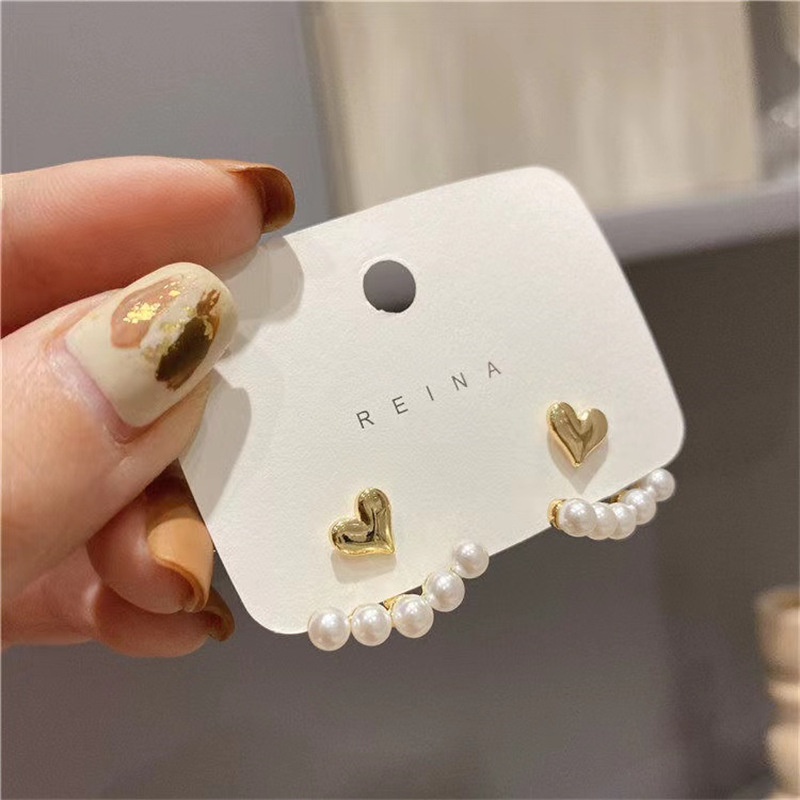 The S925 silver needle, a niche design, pearl heart-shaped stud earrings from Dongdaemun, South Korea, are trendy and versatile pic 52