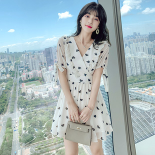 A trendy 2022 summer new style dress that makes you look younger and slimmer for women pic 11