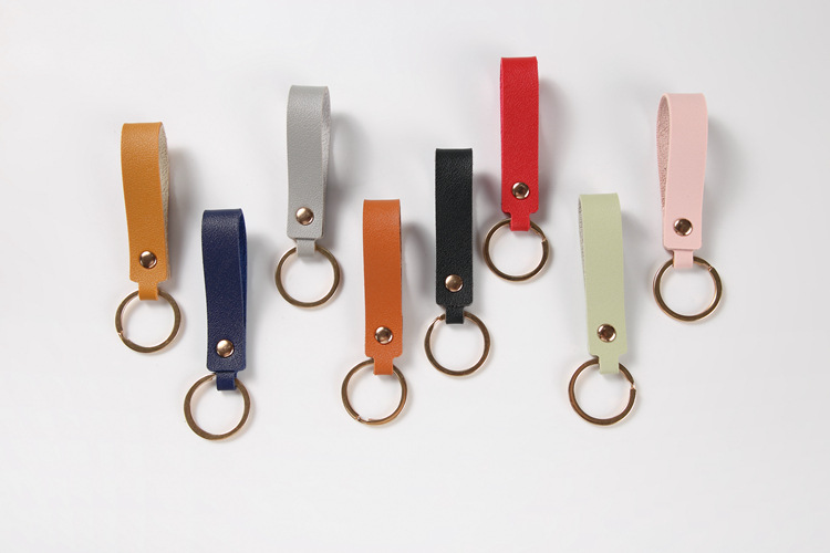 Wholesale of PU keychains, creative key chains, leather keychains, pendants, business gifts, leather car key ropes pic 16