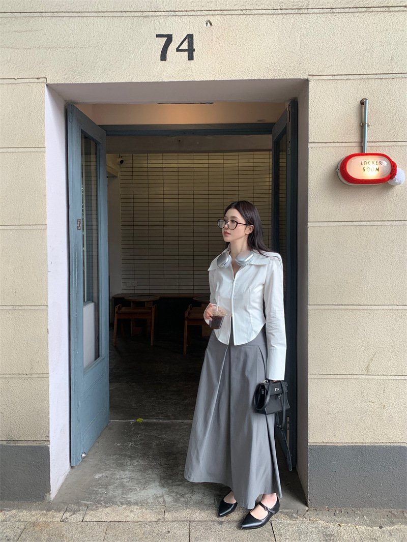 实拍2023春季新品艺术学姐白色衬衫女高级感短款修身长袖拉链衬衣详情10