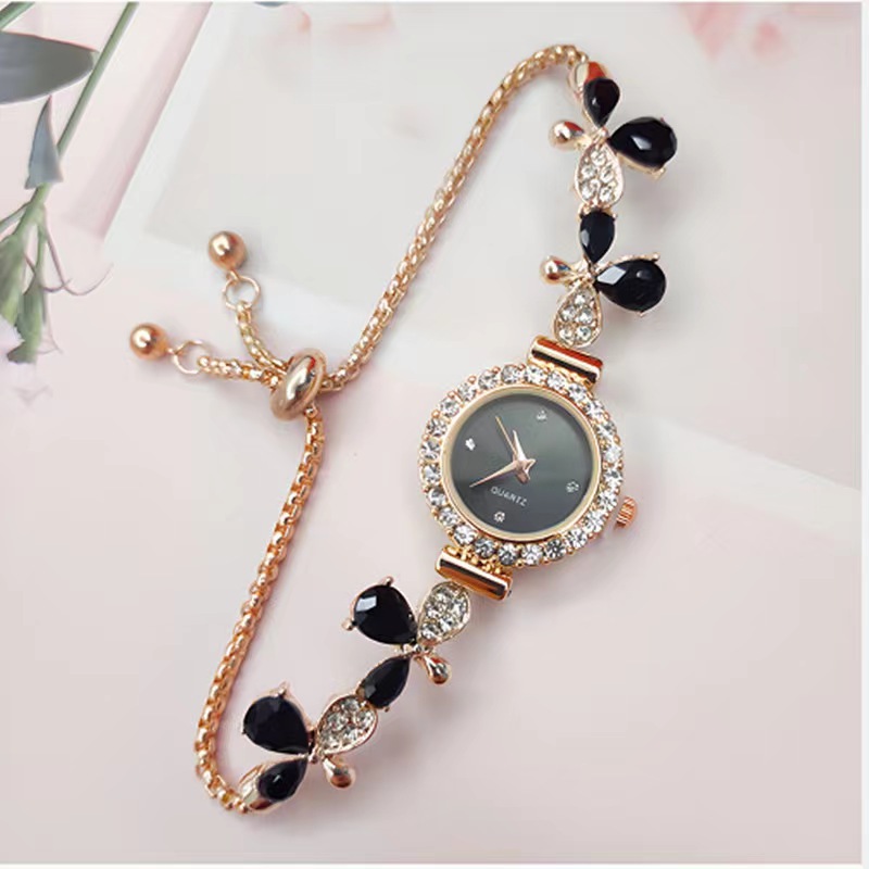 2024新款花型树叶镶钻女士手表气质时尚女款学生抽拉式手链表现货详情3