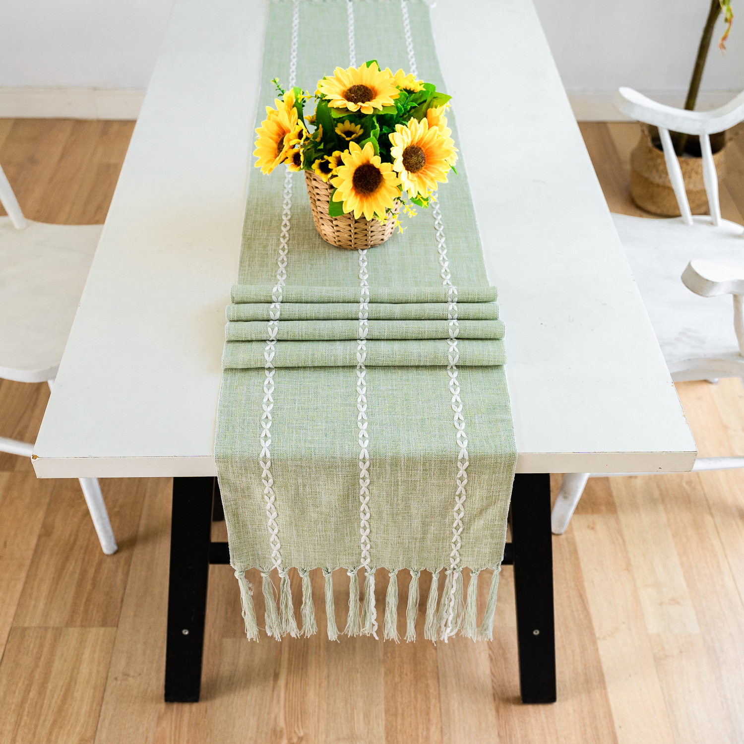 New cross-border Amazon handcrafted table flag, hollowed-out American country white tablecloth, dressing table scarf factory wholesale pic 61