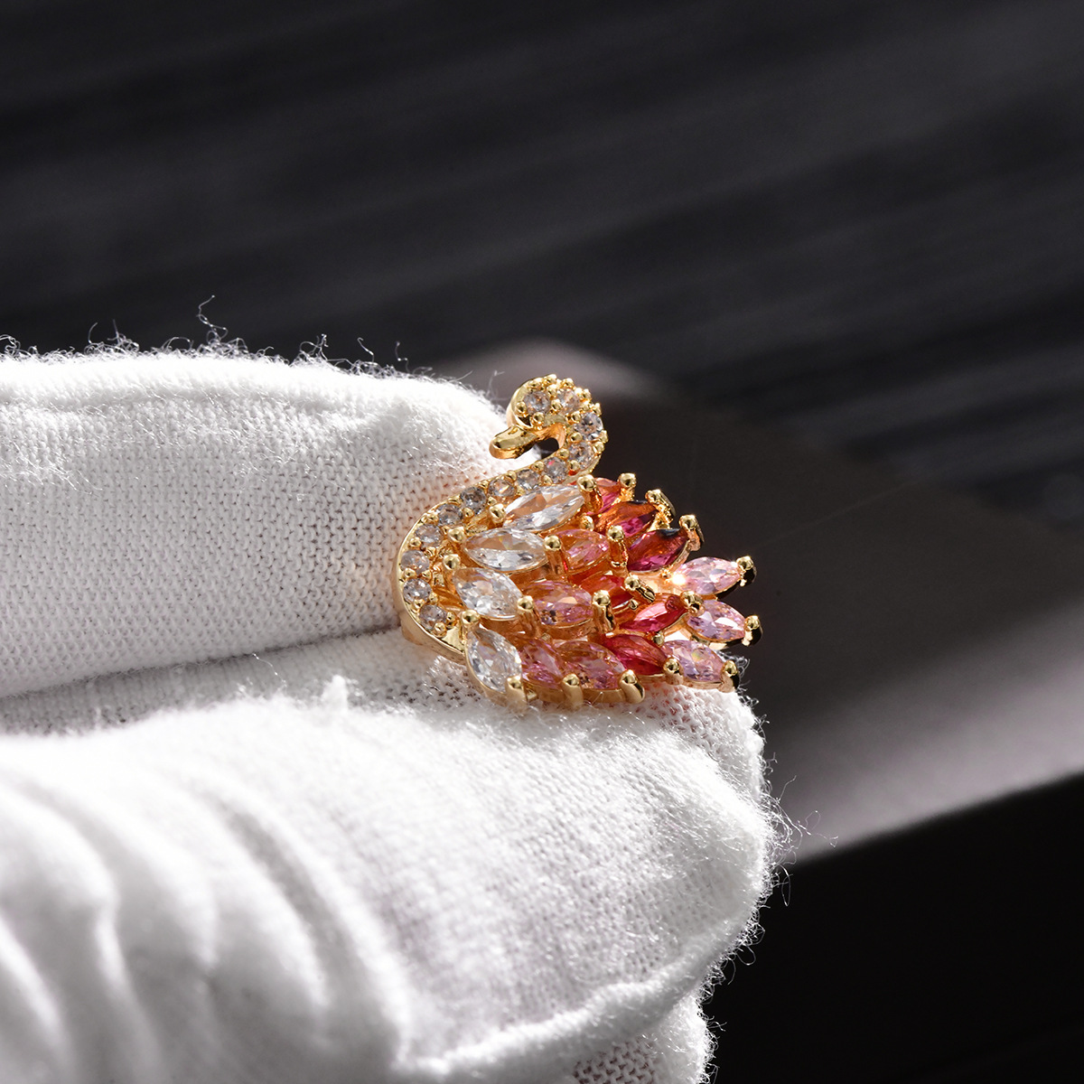 胸针太阳花圆形蝴蝶小胸针优雅气质韩版时尚领针收腰装饰防走光扣详情16