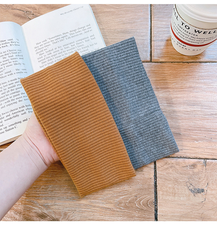 The same style of sports hair band as Ouyang Nana, versatile for female Internet celebrities, sweat-absorbing, running out, knitted woolen headscarf for women pic 3