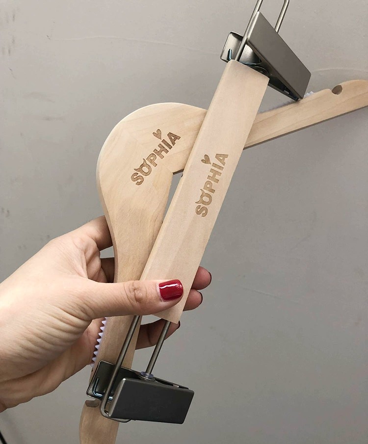 服装店实木儿童衣架无痕挂钩家用加粗成人裤架防滑晾衣架衣挂批发详情15