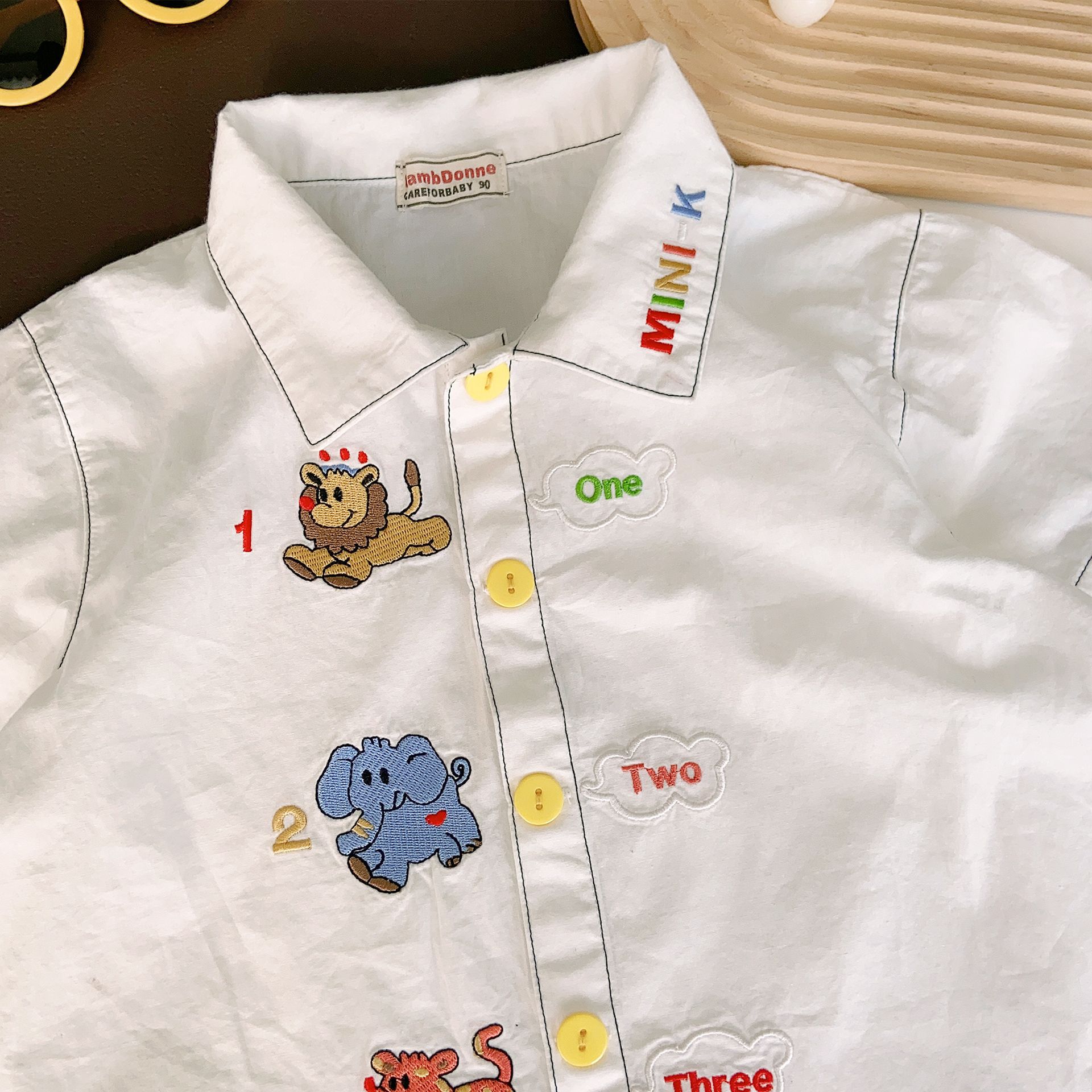 儿童衬衣23夏婴儿衬衫刺绣翻领衬衫男宝宝女宝宝上衣春款潮款童装详情11