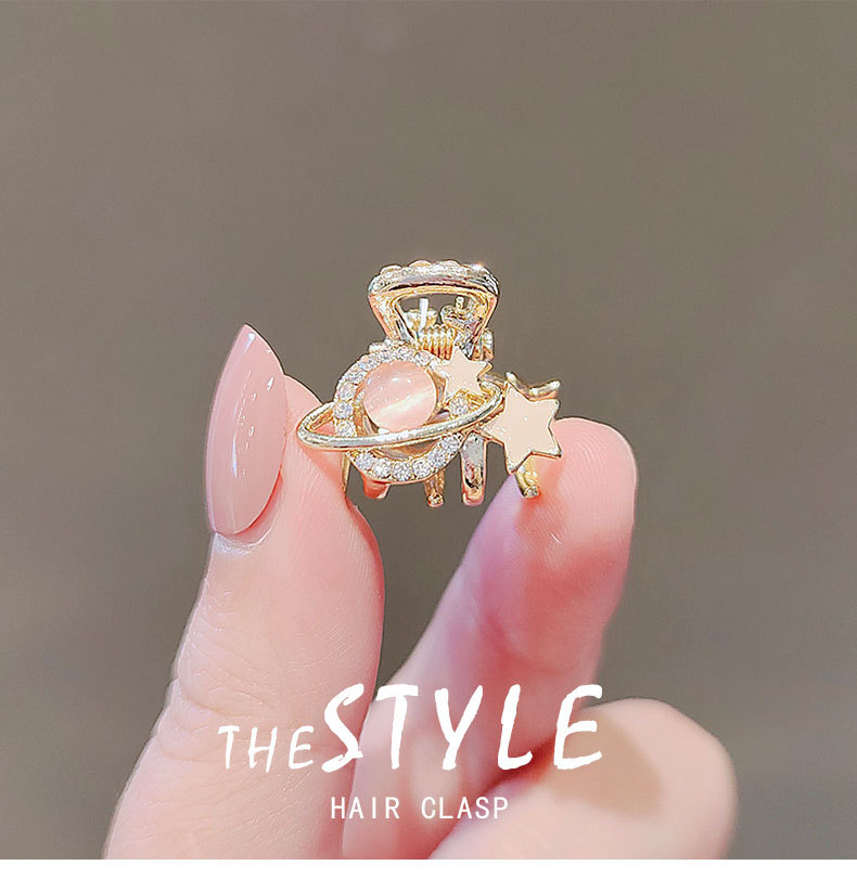 Korean cute pink planet hair clips, bangs clips, girl star hair grabbers, small shark clips pic 2