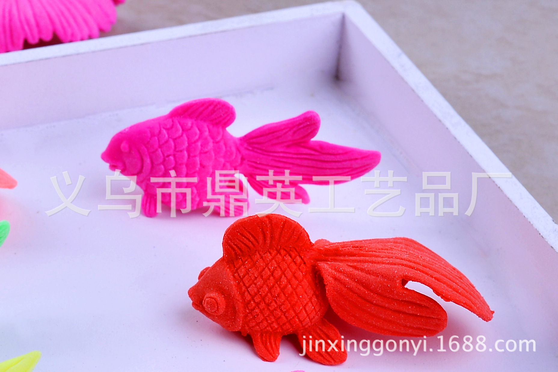 鼎浩 2025新款泡水膨胀变大戏水玩具动漫恐龙动物水精灵海洋宝宝批发 1kg/包 适合DIY 实体门店 夜市地摊玩具减压详情14