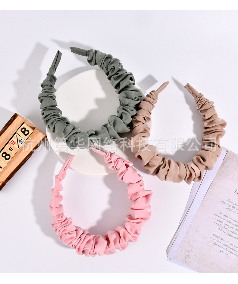 2022 nuevo corea dongdaemun hoop de pelo vintage ins color sólido plisado hoop de cabeza para lavar la cara tarjeta de pelo headwear wholesale pic 6