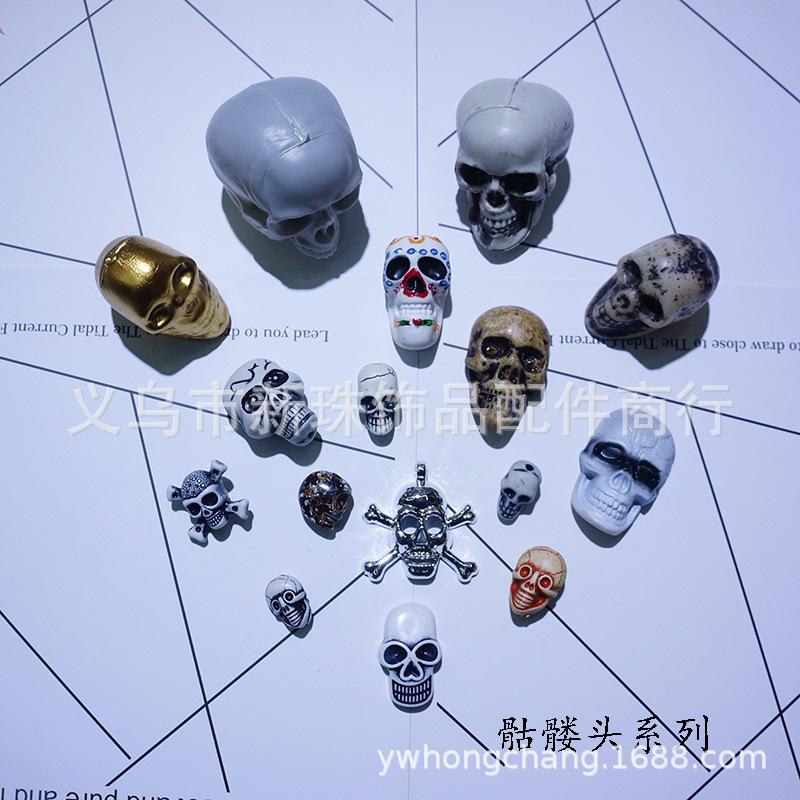 Wholesale of Halloween accessories and luminous spiders pic 5