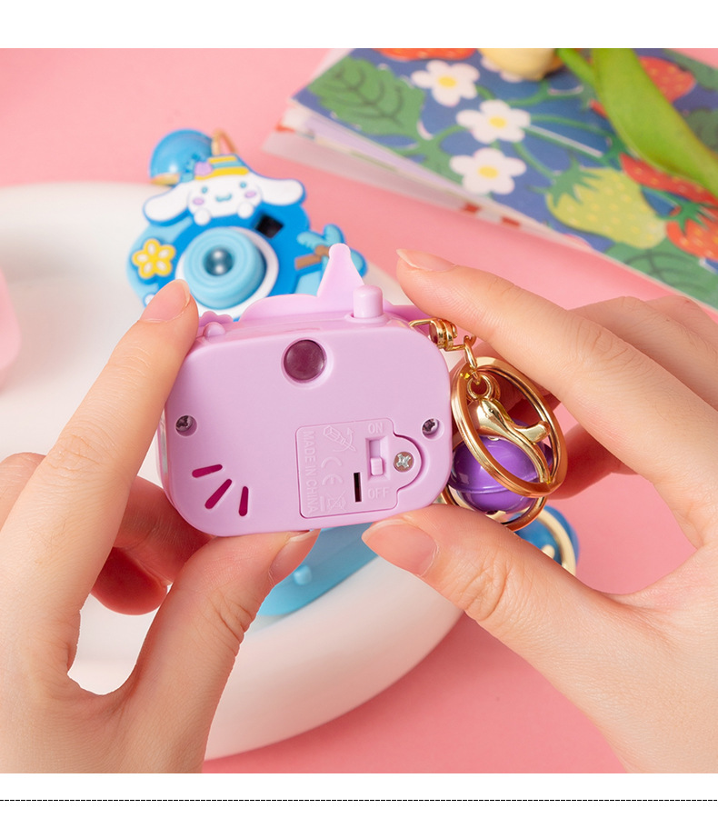 跨境迷你投影相机幻灯片卡通造型迷你投影仪经典童年萌趣地摊玩具详情6
