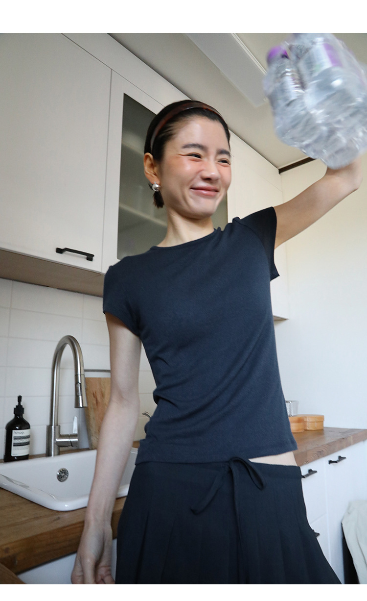 Simple and comfortable, zero-pressure, skin-friendly Tencel wool drape T-shirt, round-neck slim short-sleeved top 00113 pic 21