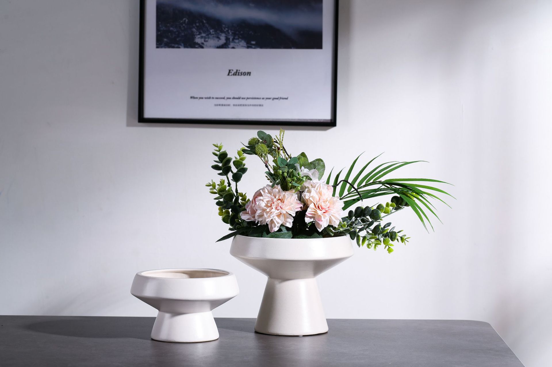 2025 Best-selling modern and simple ceramic flower pot ornaments, model room, living room, dining table, Nordic high-legged fruit plate, flower vase and soft decoration items pic 8