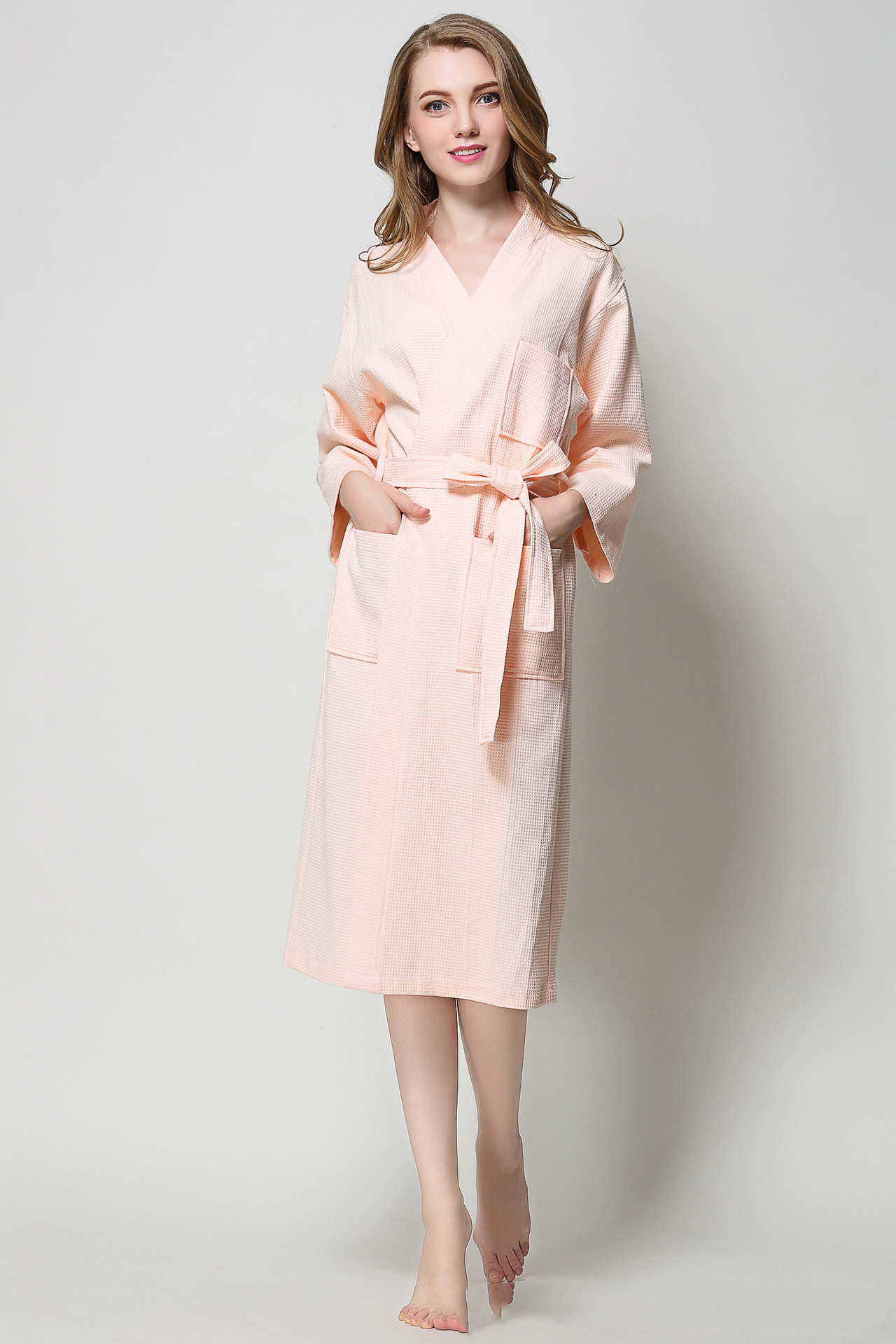 The hotel exclusively offers men and women spring and summer all-cotton Waffle couple bathrobes, bathrobes, pure cotton pajamas and beauty salon bathrobes pic 19