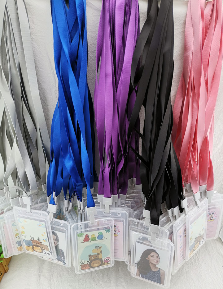A1211 1.5 Plain and fashionable large card holder, lanyard, neck hanger, two-yuan store, two-yuan store, street stall, night market hot sales source pic 2
