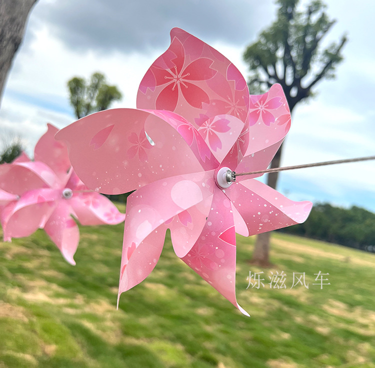 樱花节风车悬挂串批发塑料手持旋转舞蹈道具景区楼盘春天户外装饰详情6