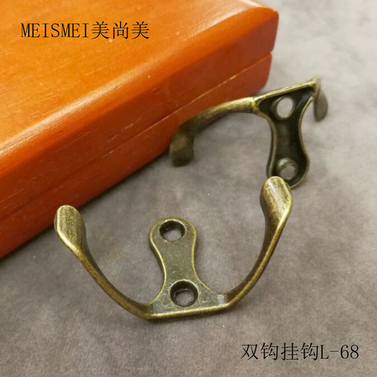 28*34mm bag buckle, horn hook, antique lock buckle, packaging box, bag hardware accessories, buckle, small bronze color pic 9