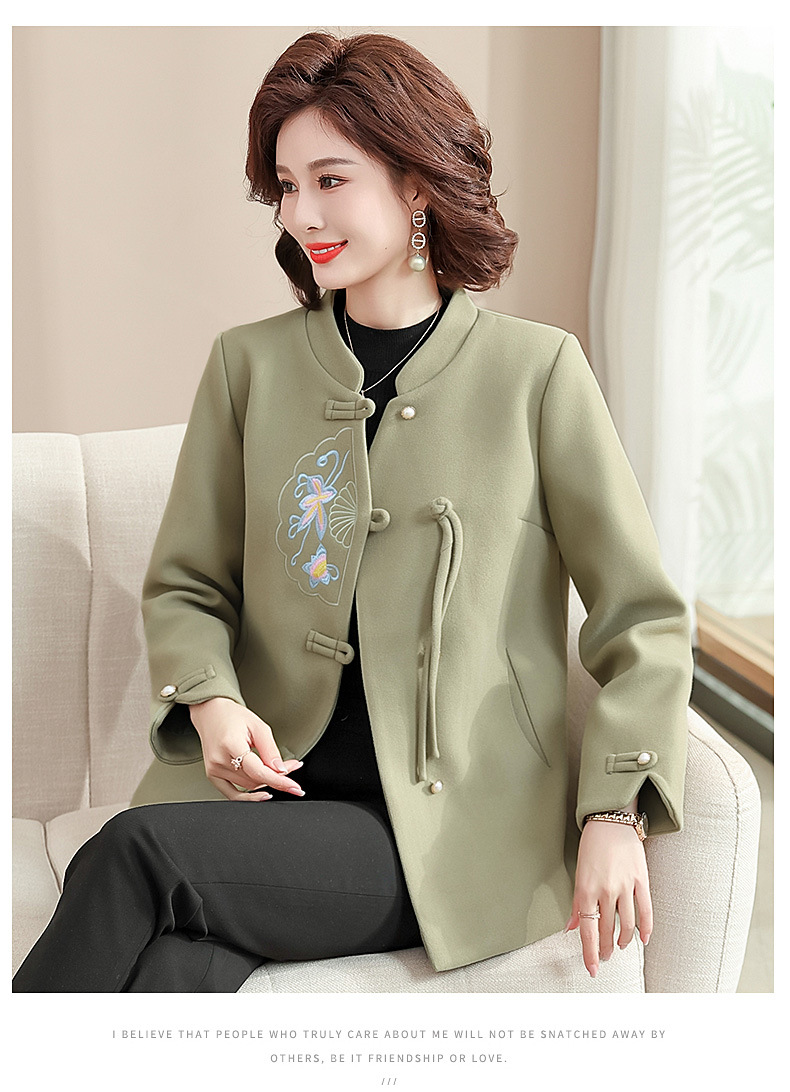 New autumn coat for middle-aged mothers in 2024, a new Chinese-style and stylish spring and autumn woolen overcoat for middle-aged and elderly women pic 38