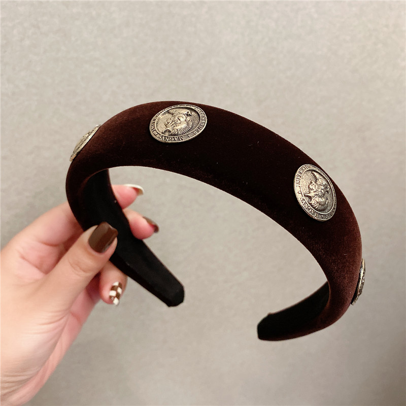 Velvet vintage headband ~ Little Champs-style Baroque court alloy human head portrait headband, the same hair accessory as the Instagram influencer pic 4