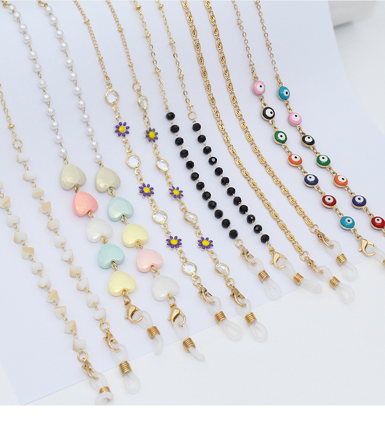 European and American jewelry, crystal heart glasses chain, multi-purpose necklace, beaded pearl, small Daisy sunglasses chain, anti-loss pendant chain for women pic 1