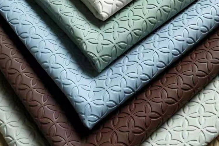 箱包皮带软包皮革面料支持定制 四叶草金属羽毛编织条纹PVC人造革详情4