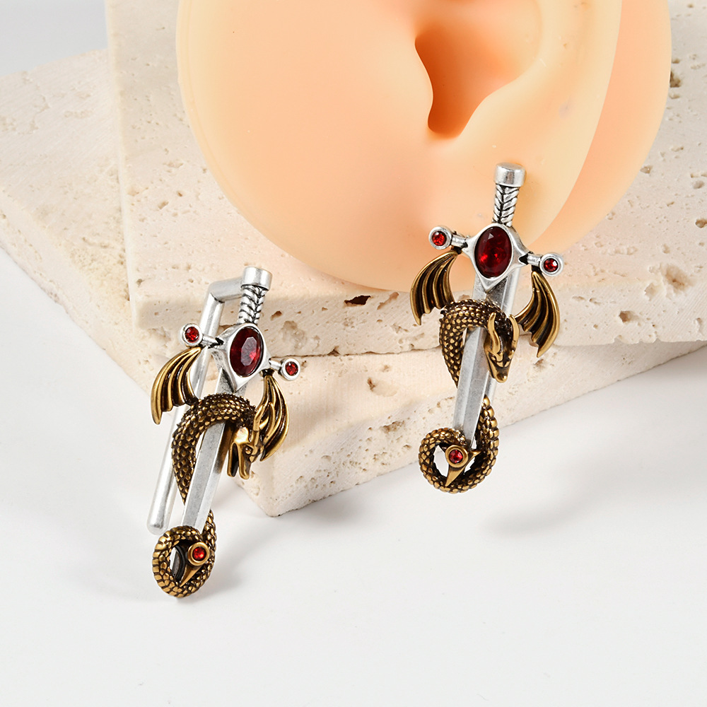 跨境朋克翼龙缠绕剑大尺寸耳廓 古金十字红钻耳垂耳挂铜穿刺饰品详情15