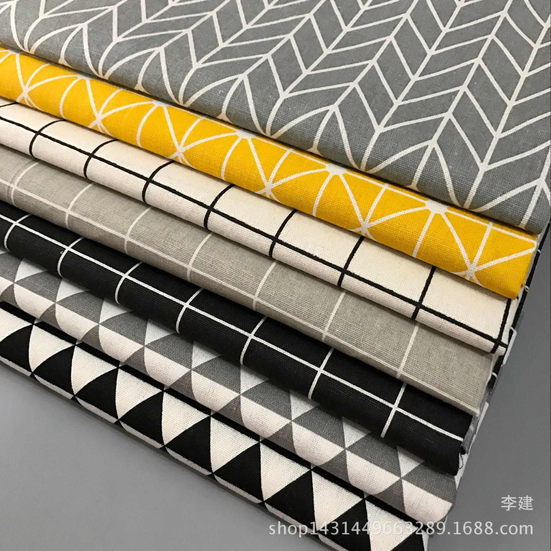 Jianxiang Textile Factory supplies linen printed Nordic-style tablecloths, cushions, aprons and storage bags, which can be made into PE film pic 3