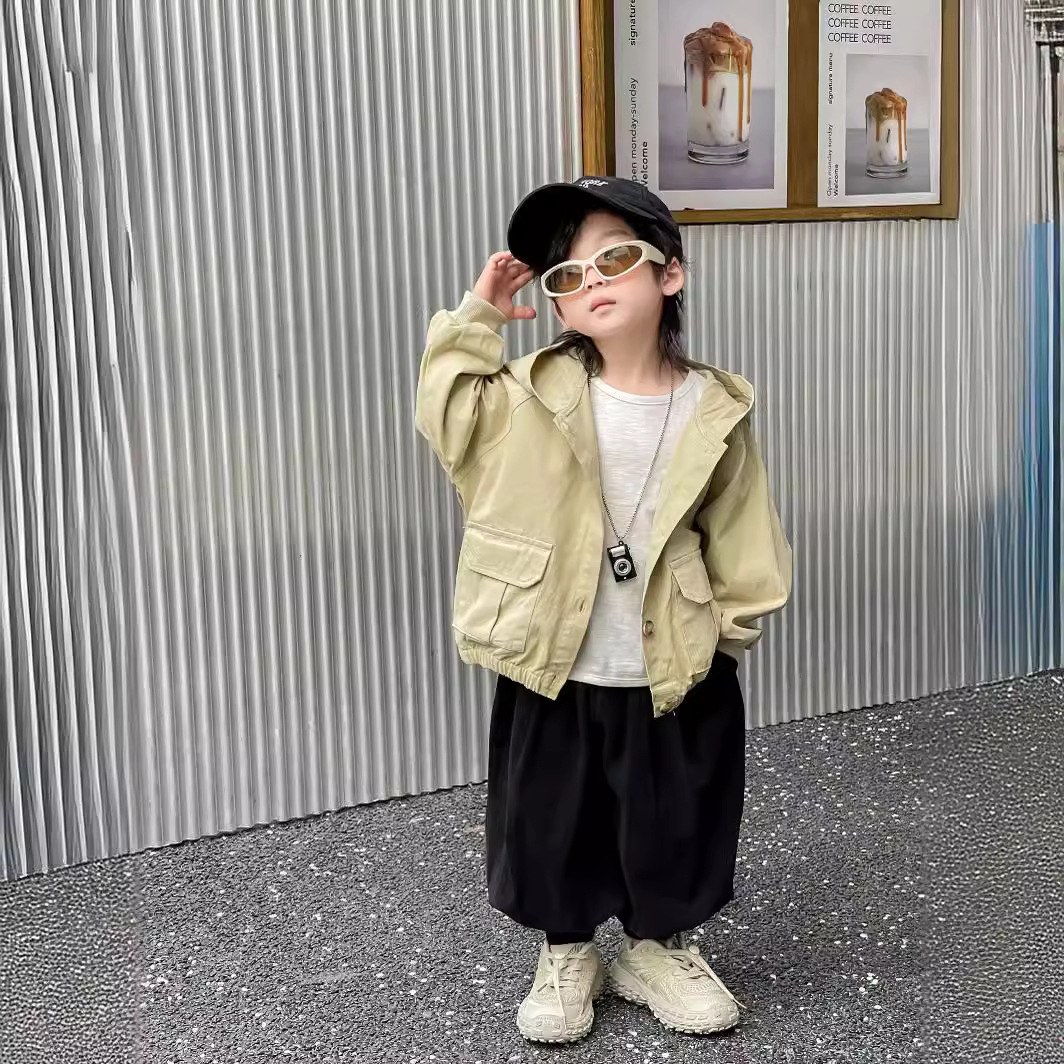 A new 2024 Korean style spring and autumn hoodie for boys and girls with a stylish letter design pic 3