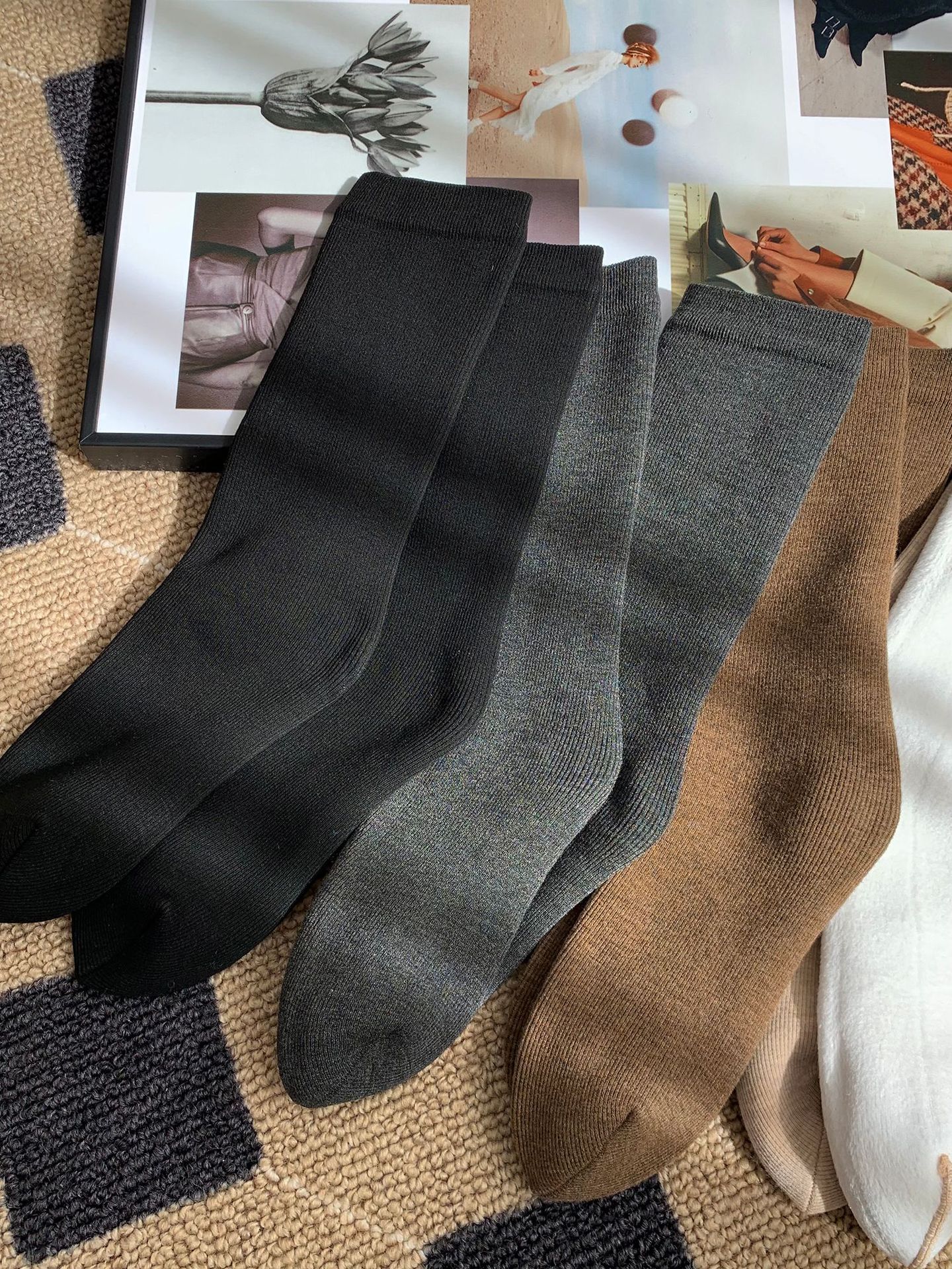 Unisex couple style fleece and thickened warm snow socks, mid-length home cotton socks, postpartum socks, floor socks pic 30