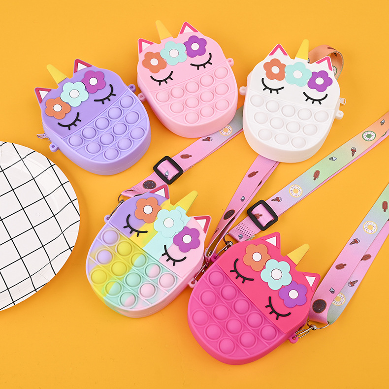 Cross-border new rat-extermination pioneer coin purse Cartoon Unicorn single-shoulder diagonal silicone bag decompression silicone coin purse pic 12