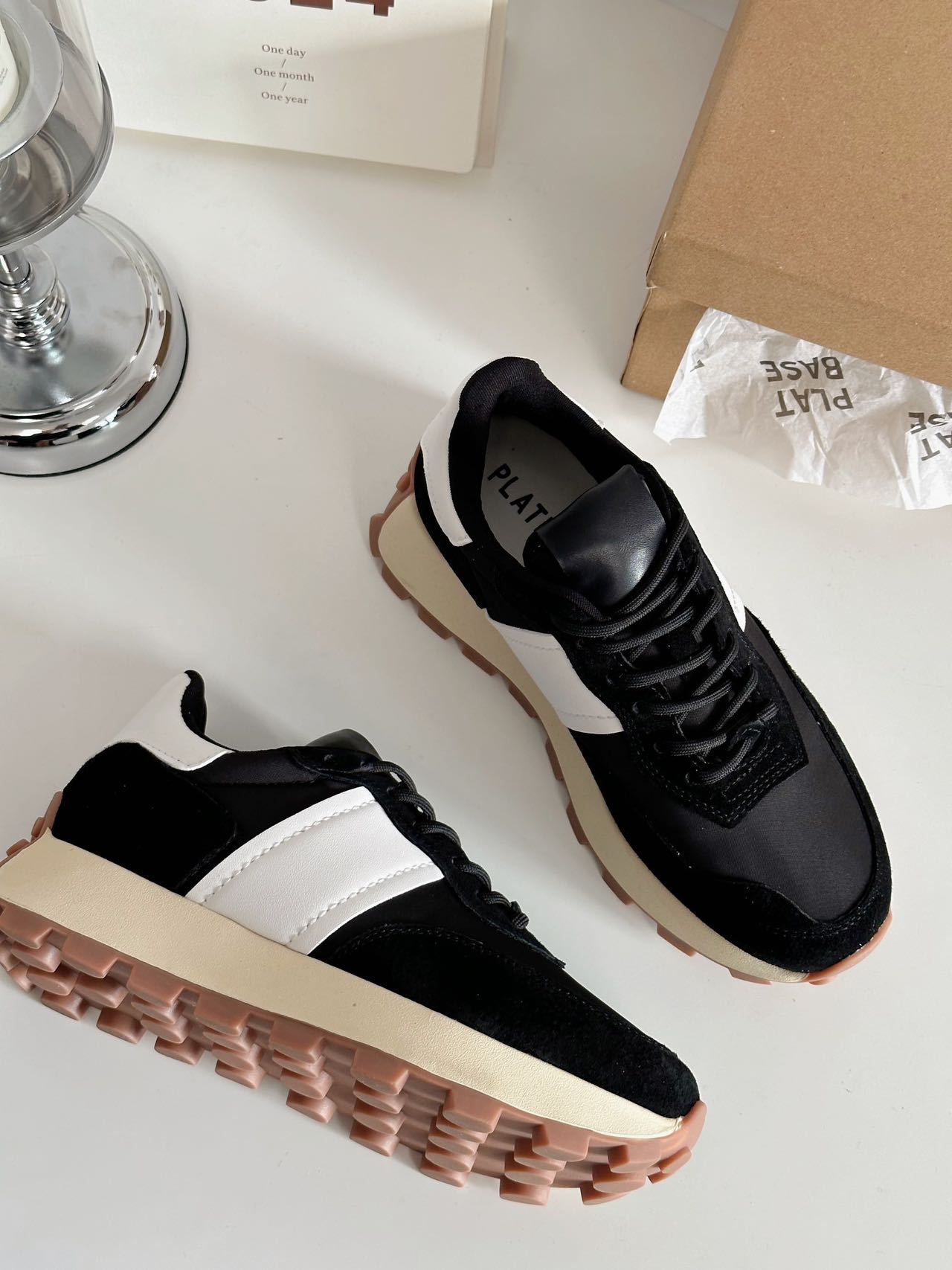 欧洲站2024春季新款时尚休闲百搭真皮复古厚底拼色系带运动鞋详情18