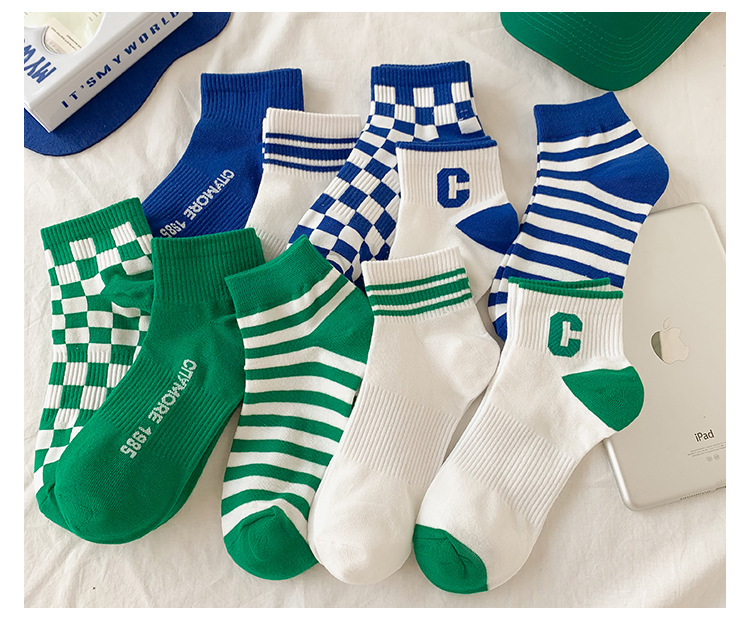 秋冬季中筒袜子女士 潮流克莱因蓝高帮女袜 诸暨长筒精梳棉袜批发详情12