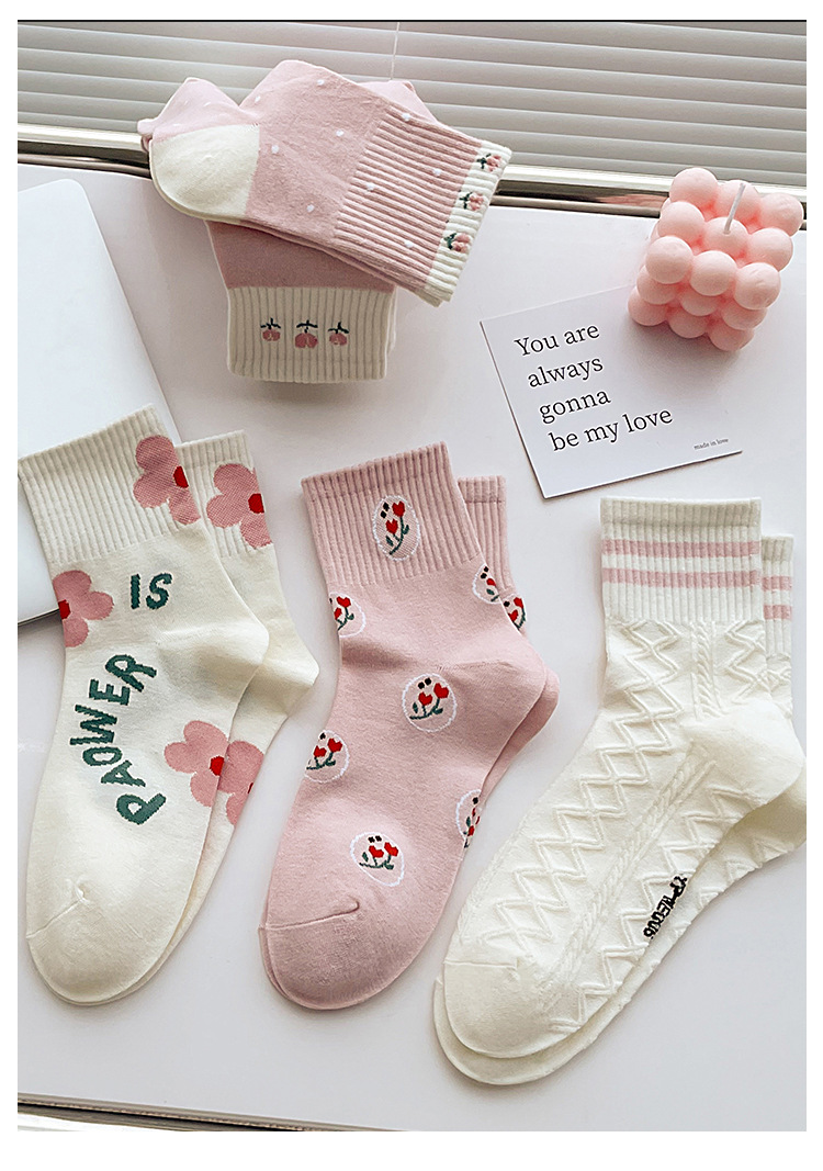 袜子地摊一件代发中筒袜女士秋冬 可爱小花刺绣女袜 百搭甜美袜子双针精梳棉棉袜女一件代发详情6