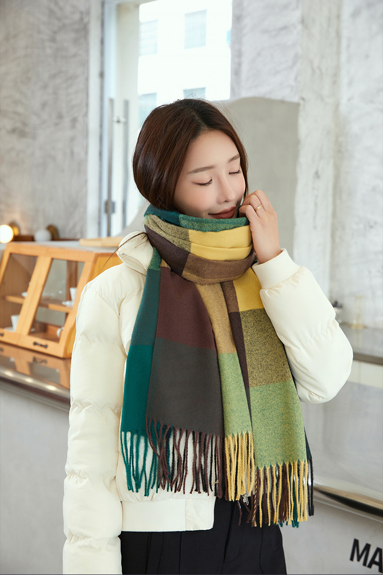 2022 New checkered scarf for women, a sweet and versatile Japanese and Korean style warm scarf, a fashionable shawl, and a faux cashmere scarf for women pic 34
