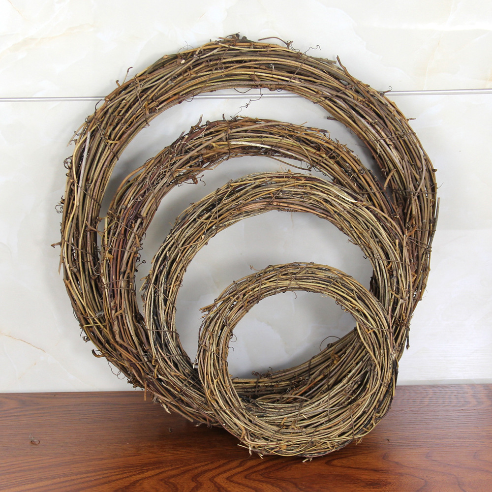 Christmas wreaths, moss balls, wicker rings, wicker rings, Christmas accessories, and shooting props pic 3