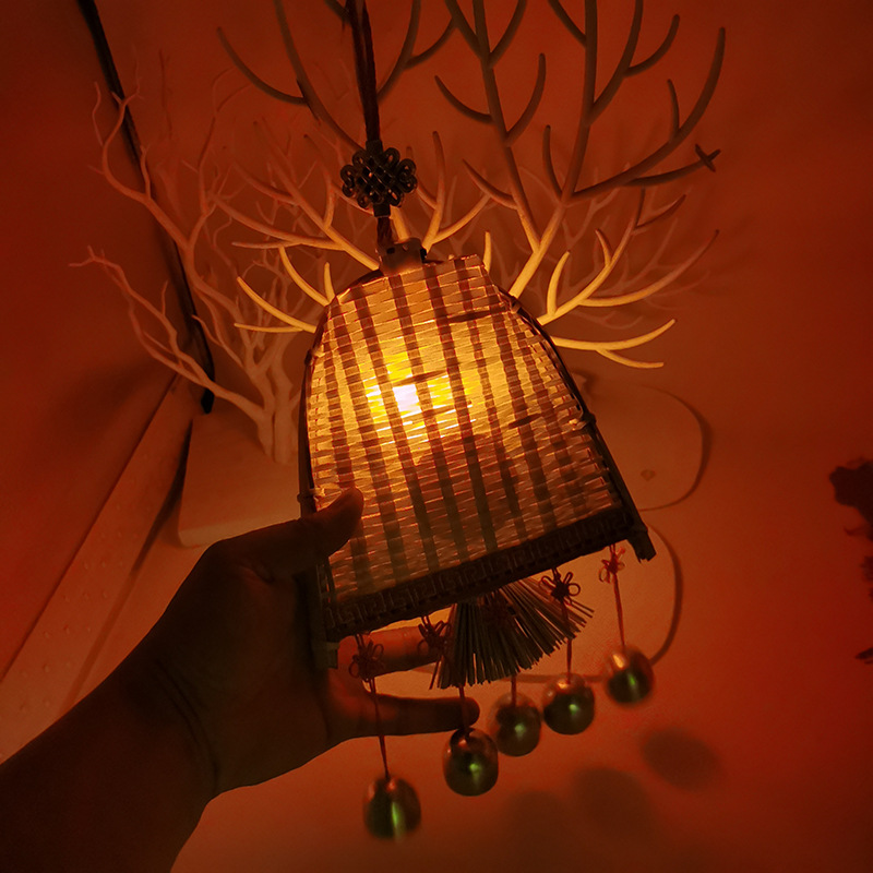 Copper coins, small brooms, dustpans, hanging ornaments, door decorations for moving into a new home, indoor hanging ornaments, TV wall decorations for the Qingming and Dragon Boat festivals pic 10