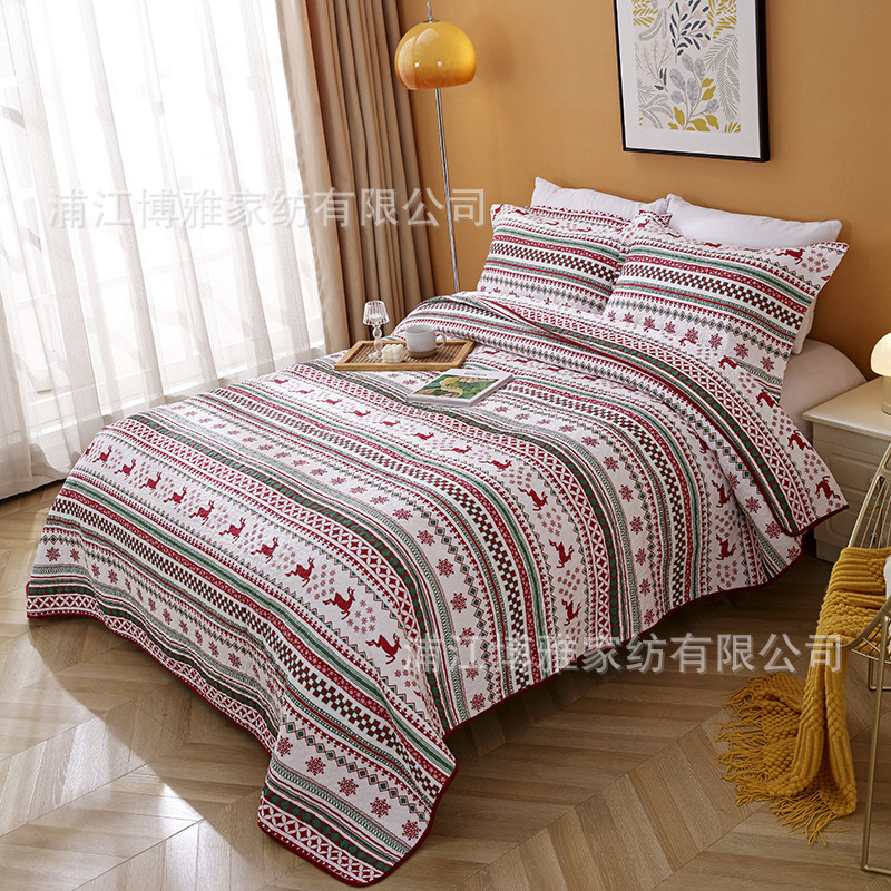 New Christmas snowflake reindeer quilted quilt, pure cotton bed cover three-piece set, breathable air-conditioned quilt, washable quilt wholesale pic 9