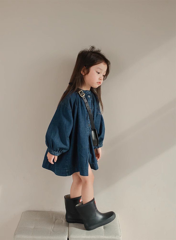女童裙子立领单排扣水洗牛仔裙连衣裙23春秋装新款外贸童装货源详情3