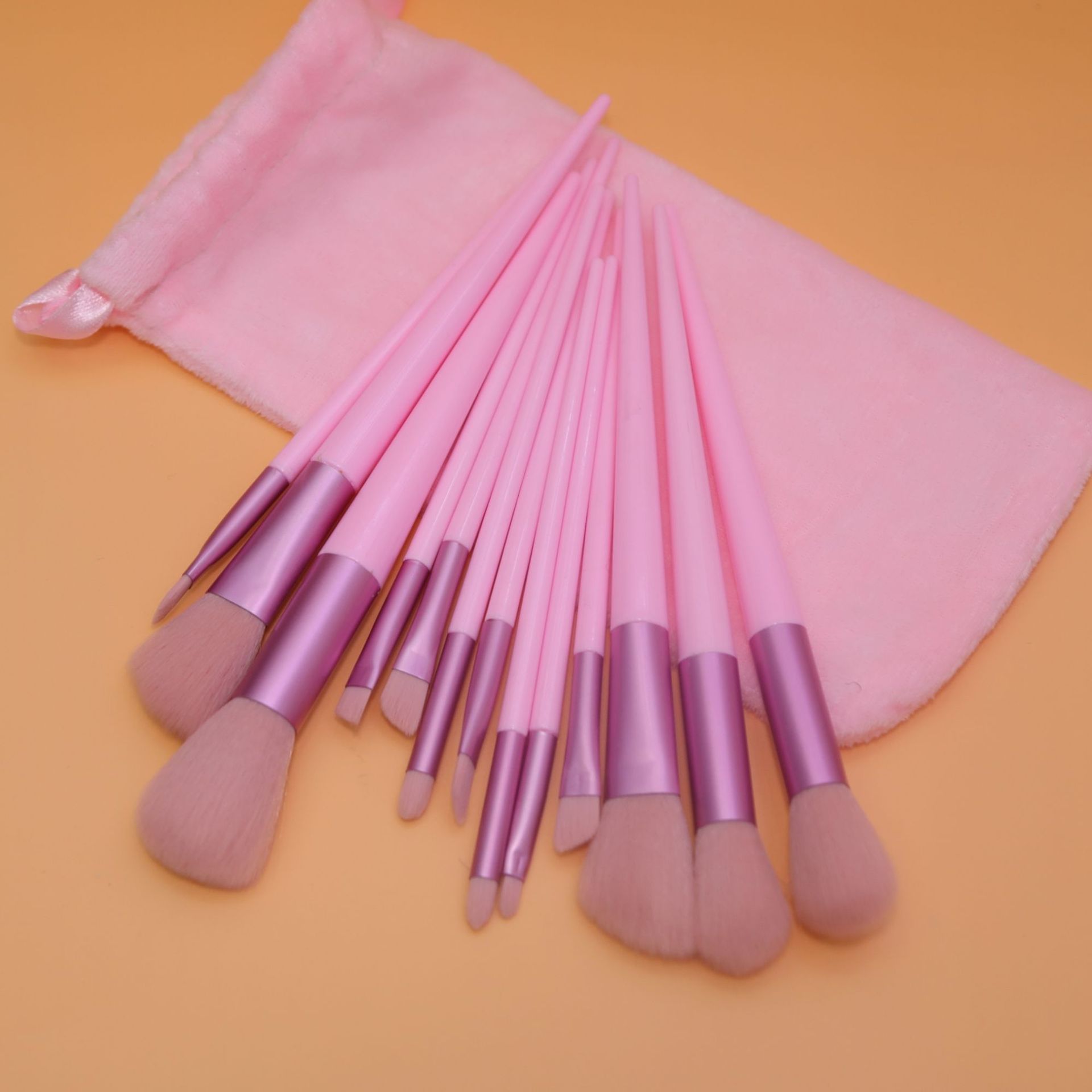 新款13支粉色化妆刷套装便携款软毛腮红刷眼影刷全套美妆工具详情1