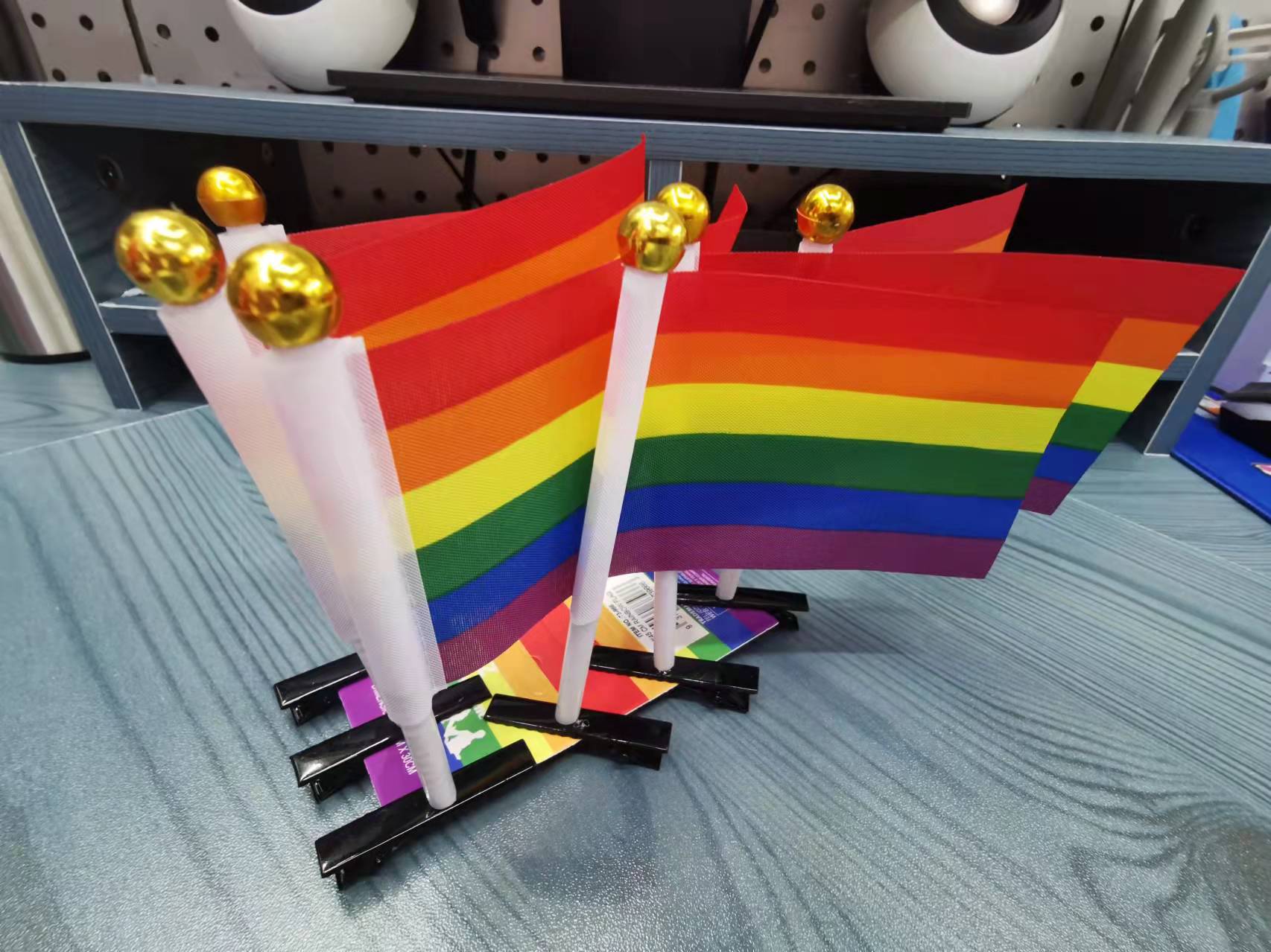 彩虹旗鸭嘴夹同志同性恋LGBT边夹发饰骄傲旗节日活动装饰旗帜详情4