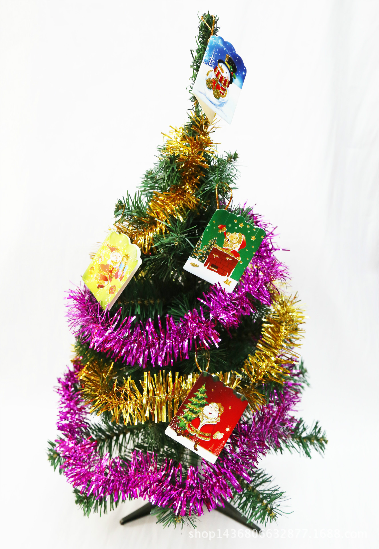 Christmas crutches are decorated with colorful stripes, and Christmas festival decorations are festive and joyous with wool stripes and latte art pic 16