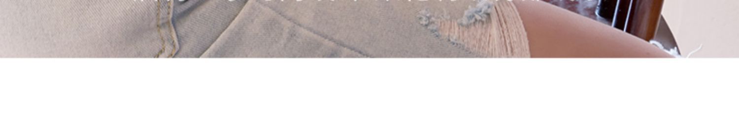 A halter top is a versatile and fashionable choice for women. It can be worn as an inner layer with a chest pad and a bra, revealing the navel pic 24