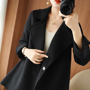 Silk dress for women, mid-length, 2022 summer new style, fashionable and high-end V-neck silk dress, one-piece delivery service pic 2