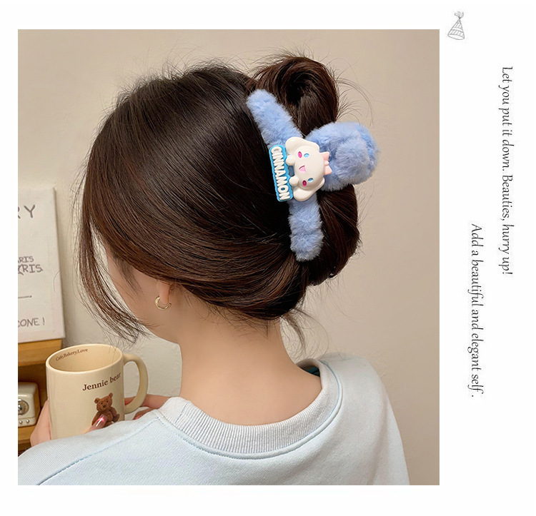 Cute and fluffy large strawberry bear clip cartoon hair clip, new autumn and winter sweet and girlish shark clip headwear pic 27