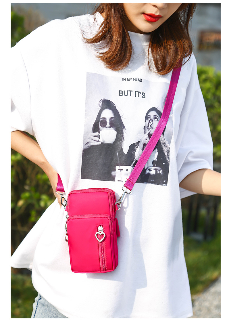 2022新款手机包包斜跨女时尚妈妈迷你零钱包卡包挂脖单肩背包臂包详情19