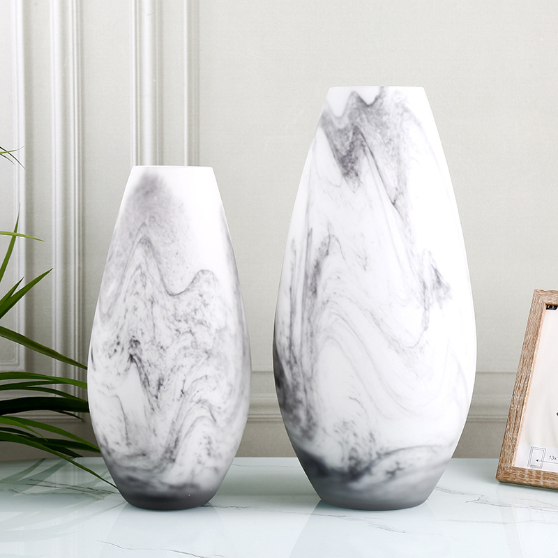 欧式创意黑色竖纹磨砂玻璃花瓶不规则插花器软装玄关摆件详情6